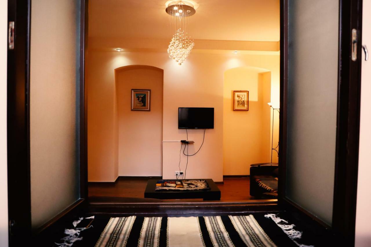 Apartment Number 12 Tbilisi Luaran gambar